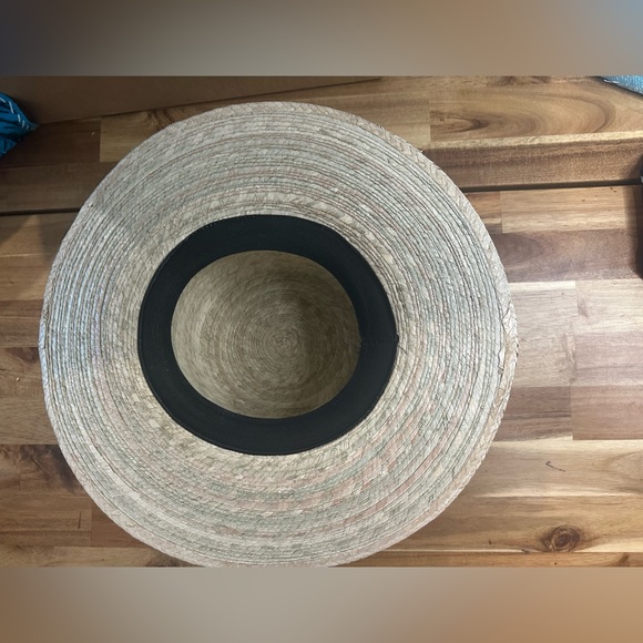Luxurious Mexican Artisan Palm Handwoven hat|NWOT| Bag & Shawl NOT included! - Picture 3 of 5